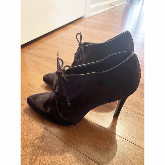 Black Lace-Up Heeled Booties - Picture 2 of 5